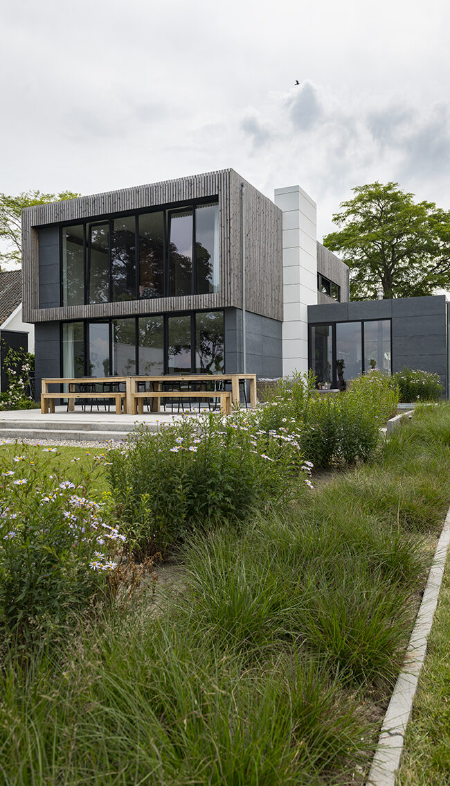 villa bundalow langeweide kloetinge achterzijde